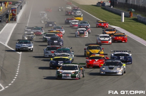 fiagt3_brno_start_rennen1